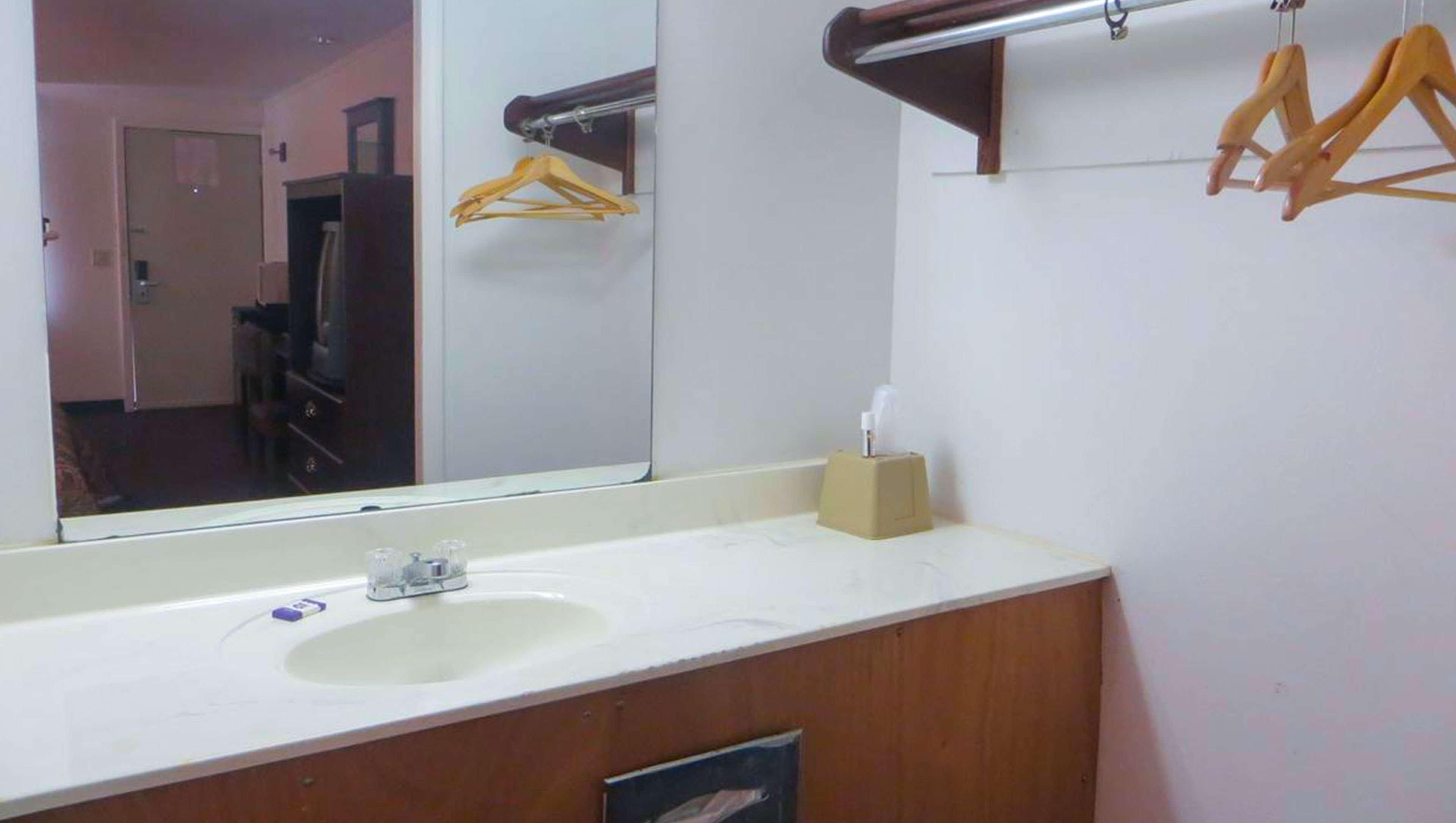 เอม สตาร์ โคลัมบัส นอร์ท โฮเต็ล Motel ภายนอก รูปภาพ